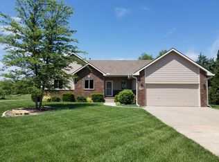 2225 S Bedford Rd, Wichita, KS 67207