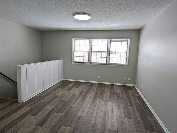 2nd image of 223-229 Morgan St #6