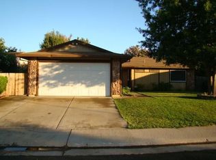8320 Summer Sunset Dr, Sacramento, CA 95828