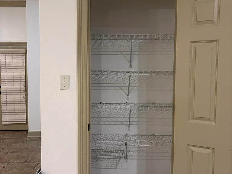 2924 Nicholson Lake Dr — Photo 14