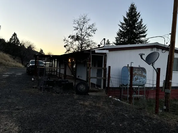 512 SE 2nd Ave, John Day, OR 97845