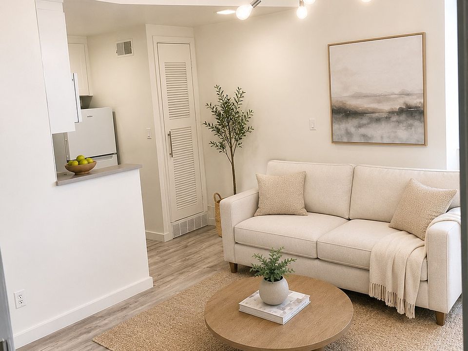 1st image of 3701 Butler St APT 7