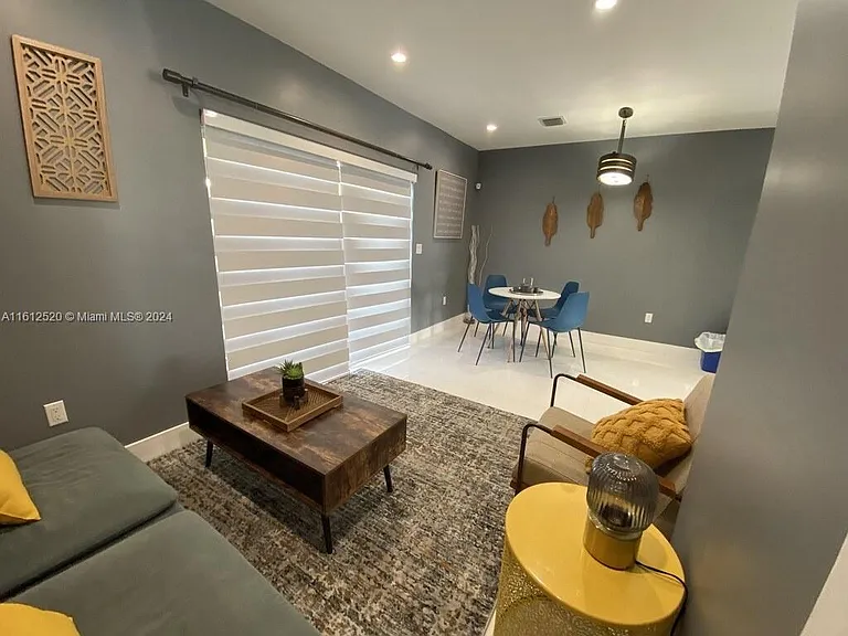 3445 SW 14th St #3445 — Photo 31