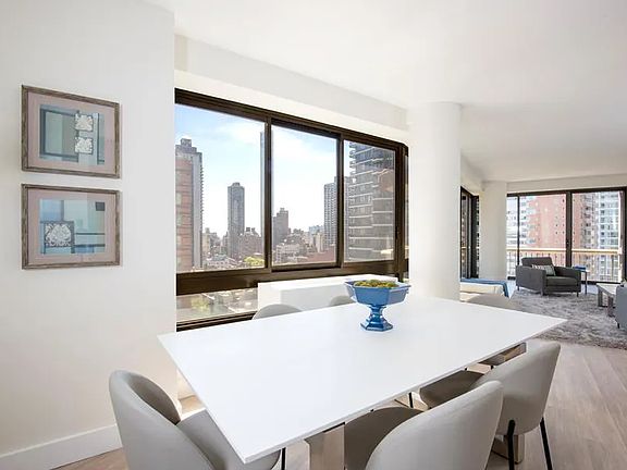 5th image of 167 E 61st St APT 17A