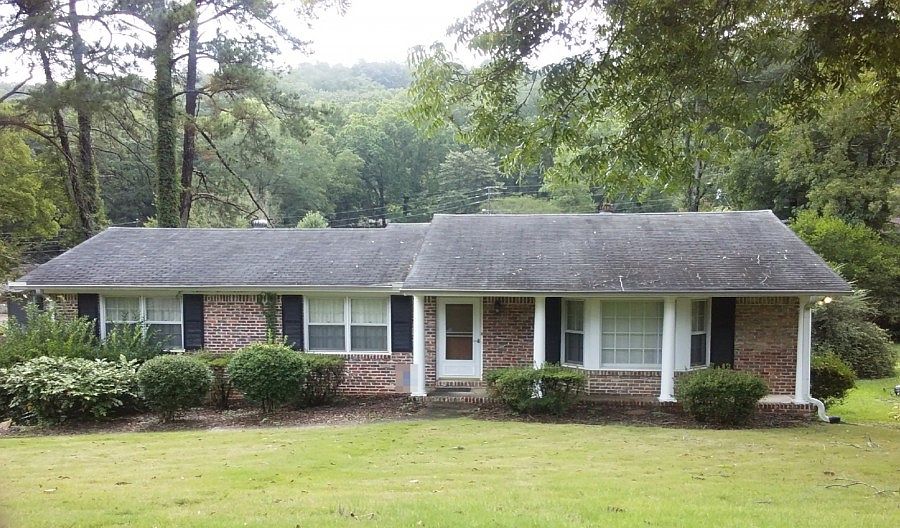 1st image of 929 Shades Glen Dr