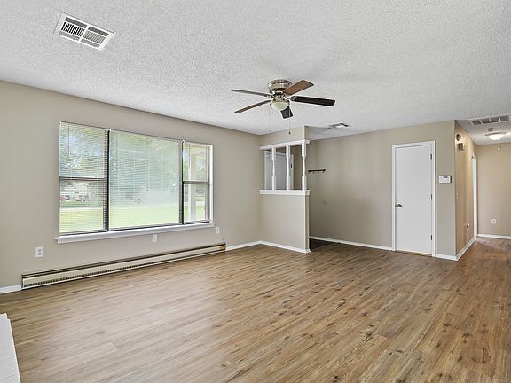 4th image of 1302 S 89th Ave E