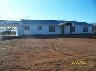 124 W Flag Creek Ranch Rd, Llano, TX 78643