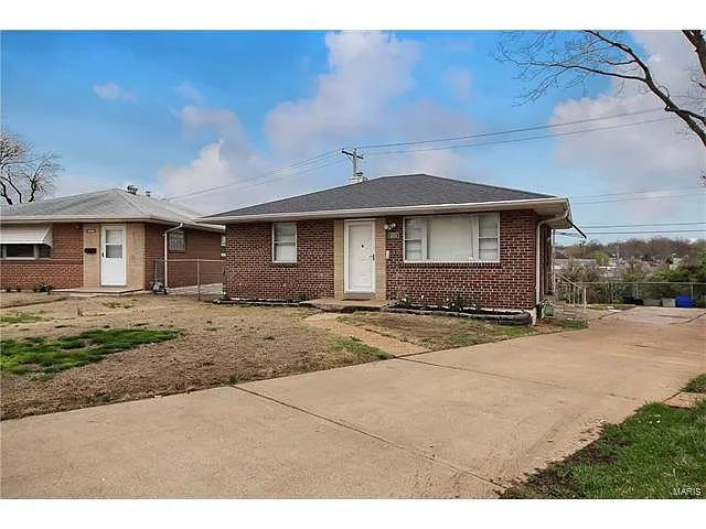 4604 Fendler Ct photo 1