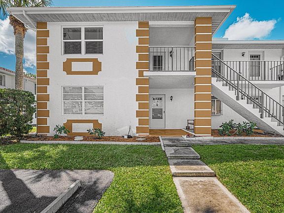 3rd image of 1221 S Lakes End Dr #1