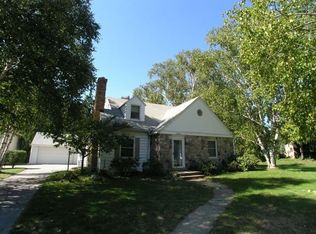 2643 Plainfield Ave NE, Grand Rapids, MI 49505