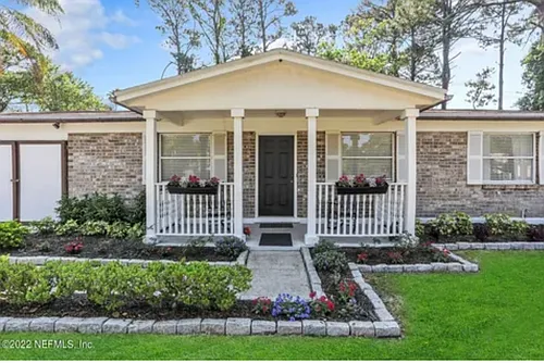 74 Dolphin Blvd E Photo 1
