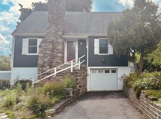 6 Main Dr, Brookfield, CT 06804