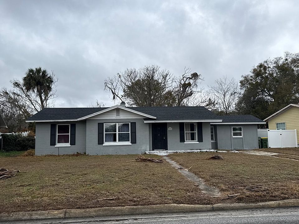 1st image of 205 S College St