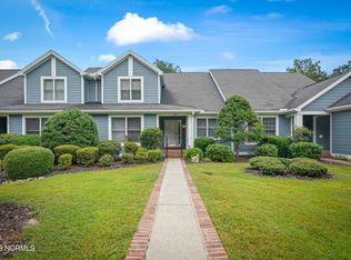 227 N Knoll Rd, Southern Pines, NC 28387