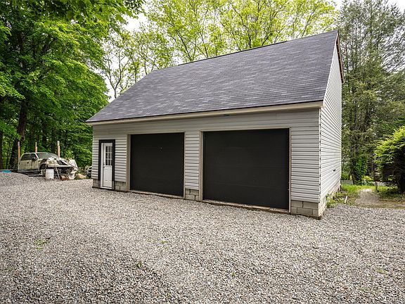 2nd image of 929 Fox Meadow Road