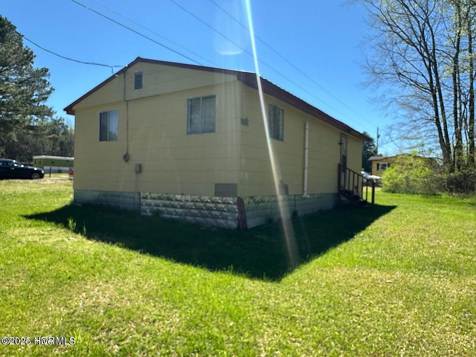 2nd image of 233 Mapleton Road
