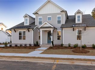 517 Pearl St, Cumming, GA 30040