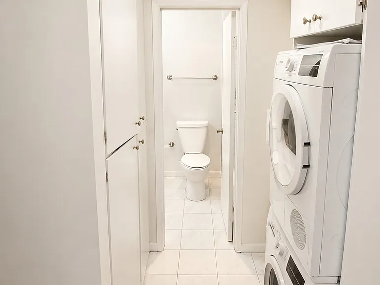 Chateau D'Oro Apartments — Photo 6