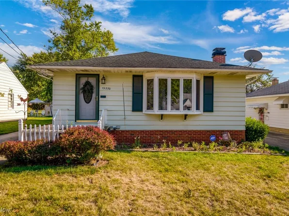 15220 Woodbrook Ave, Maple Heights, OH 44137