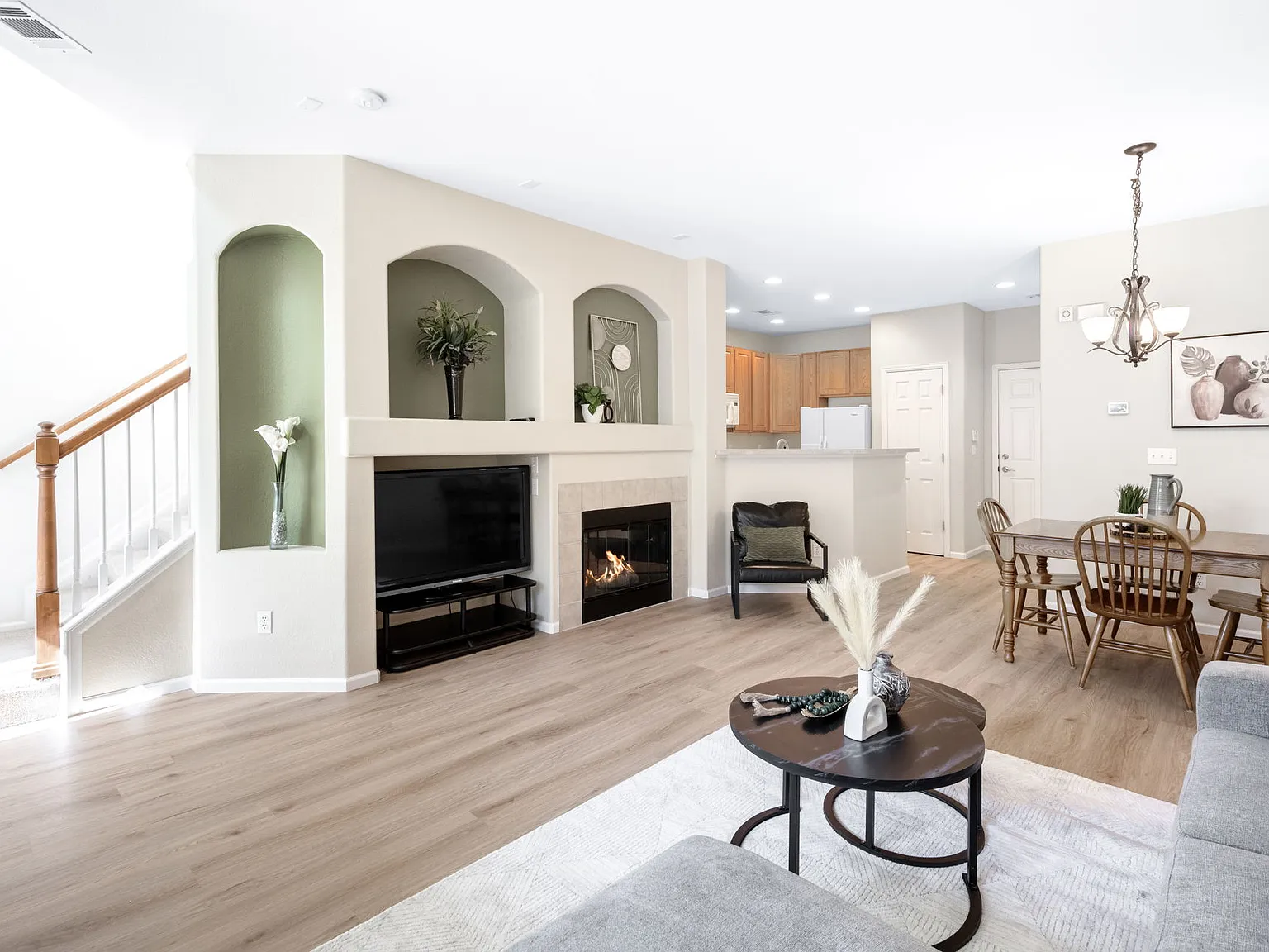 3 bed, 1575 sqft, $2,750 — Photo 4