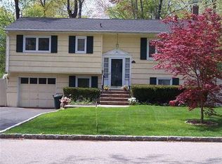 89 Northfield Rd, Parsippany, NJ 07054