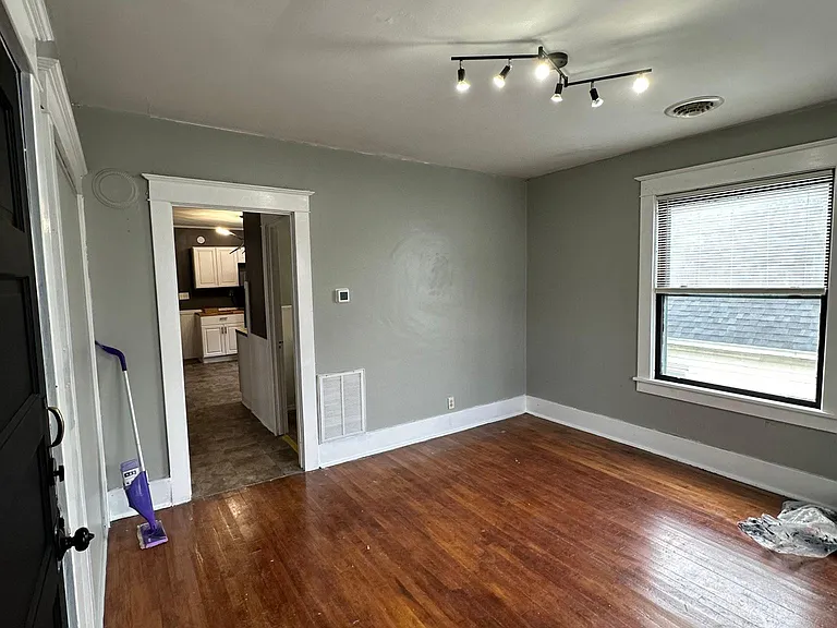 35 Slater St #2 — Photo 4