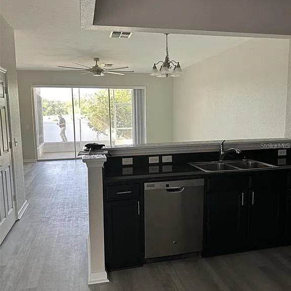 4500 SW 52nd Cir #105 — Photo 4