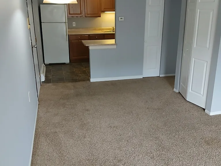 209 2nd St #5 — Photo 11