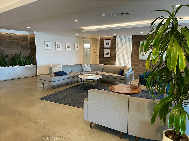 525 E Seaside Way #709 — Photo 12