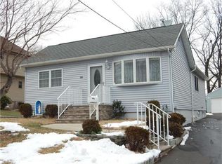 87 Pitman Ave, Fords, NJ 08863