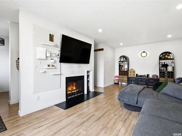 UNIT 208-67 Rodenbush DRIVE, Regina, SK S4R 8C7