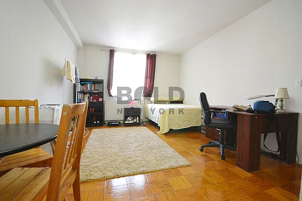 Rented by Bold New York | media 26