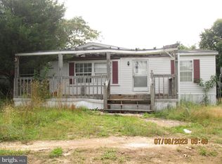 242 Rankin Ln, Berkeley Springs, WV 25411