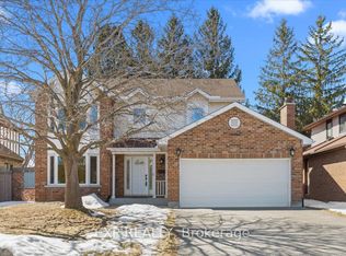 25 Cullen Ct, Ottawa, ON K2G4Z3