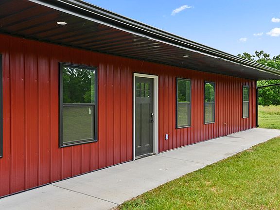 4th image of 8173 Creek Road