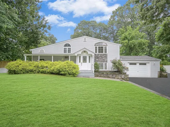 85 University Heights Drive, Stony Brook, NY 11790