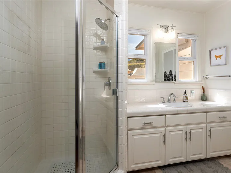 3182 Serena Ave — Photo 12