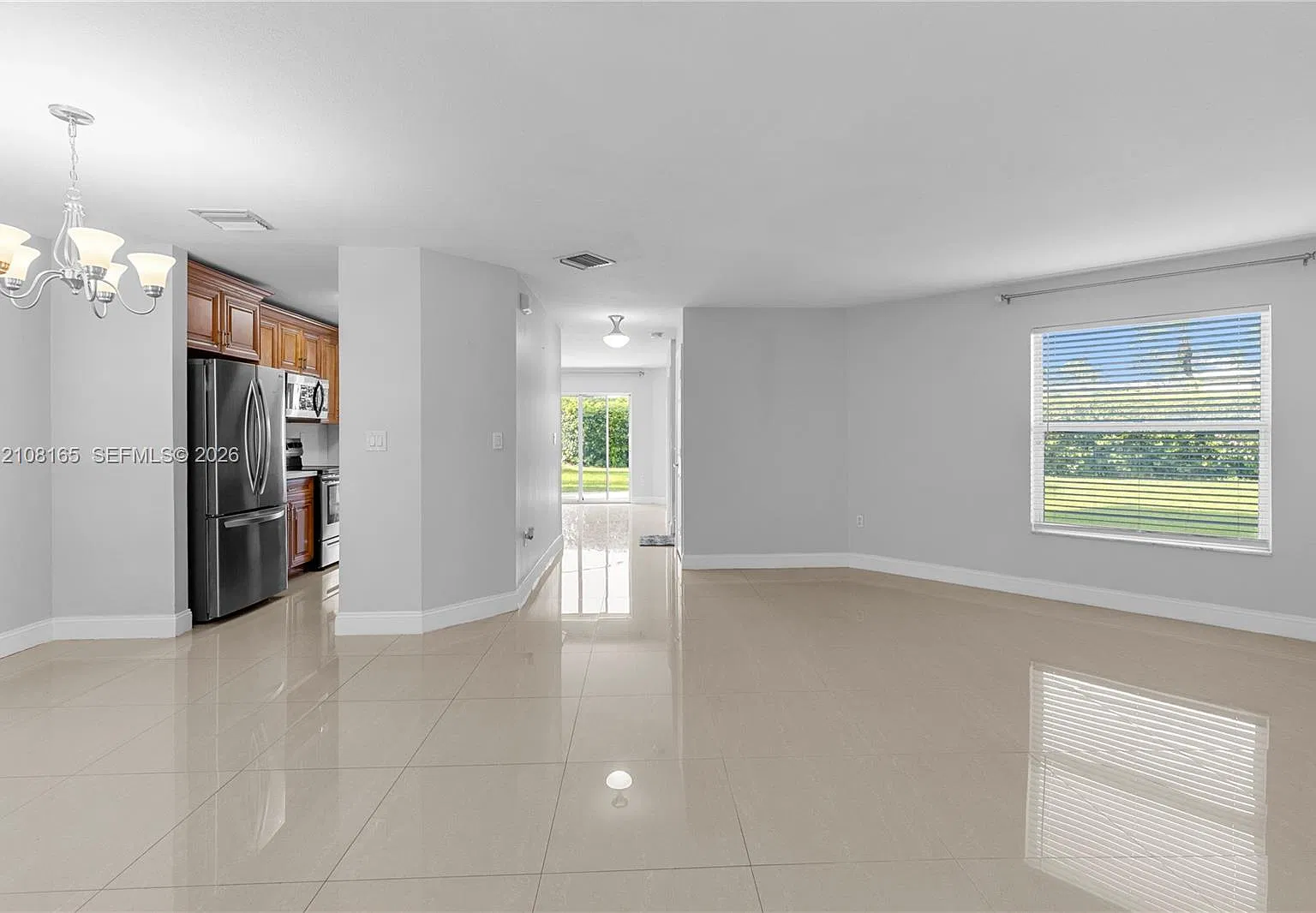 Pembroke Isles 1 — Photo 2