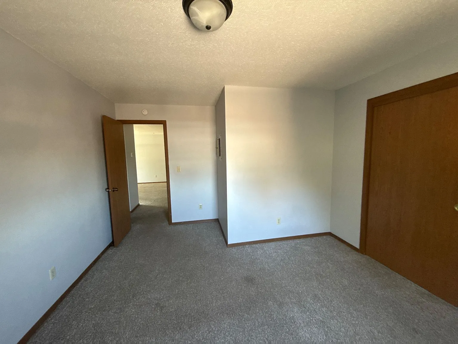Amber Leaf Apartments — Photo 4