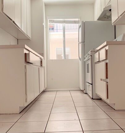 4th image of 518 Raymond Ave APT 6
