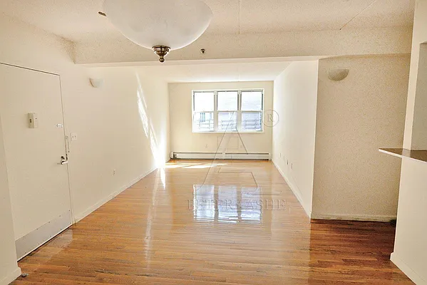 Rented by Peter Ashe | media 1