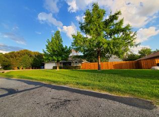 333 Branson Rd, Roanoke, TX 76262