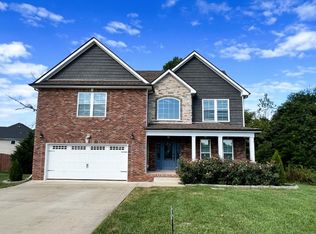 2104 Quarter Path Dr, Clarksville, TN 37042
