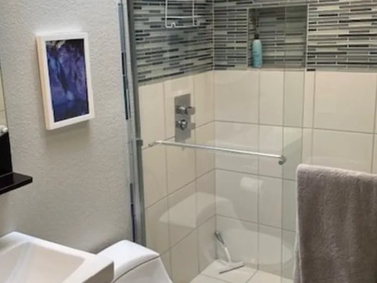 406 Bradshaw Ln — Photo 13