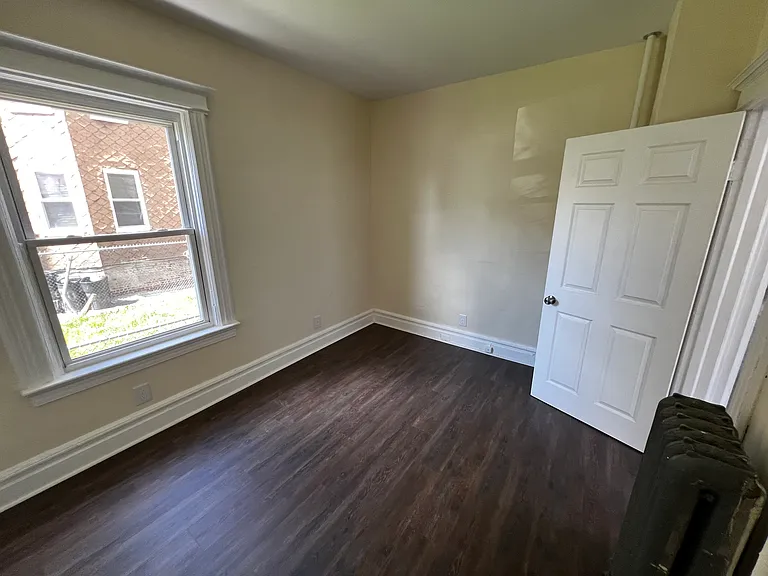 64 Eaton Pl #2 — Photo 8