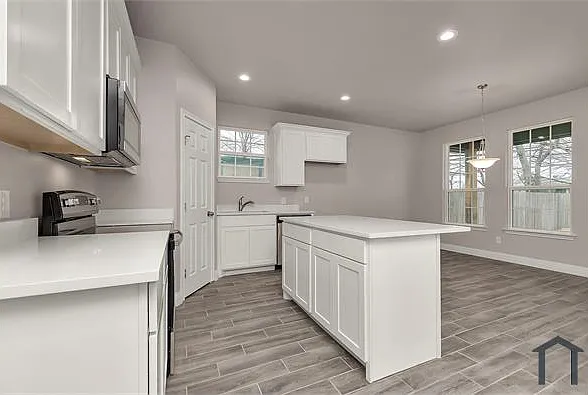 5836 Caballo St — Photo 14