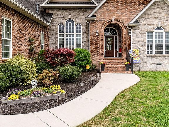 3rd image of 133 Boro Cir