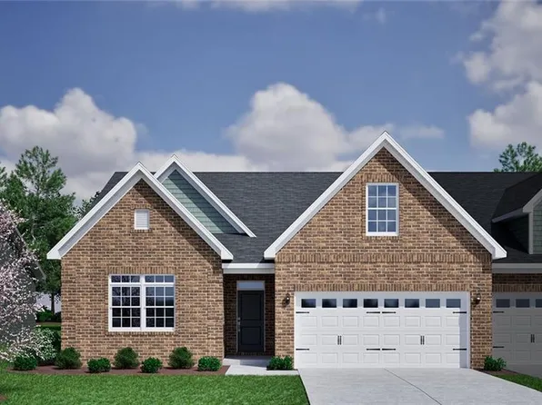 943 Yankfield Ln, High Point, NC 27265