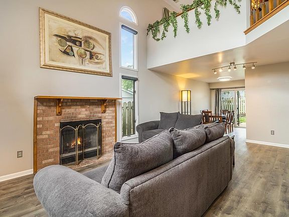 5th image of 1904 Silver Creek Ct