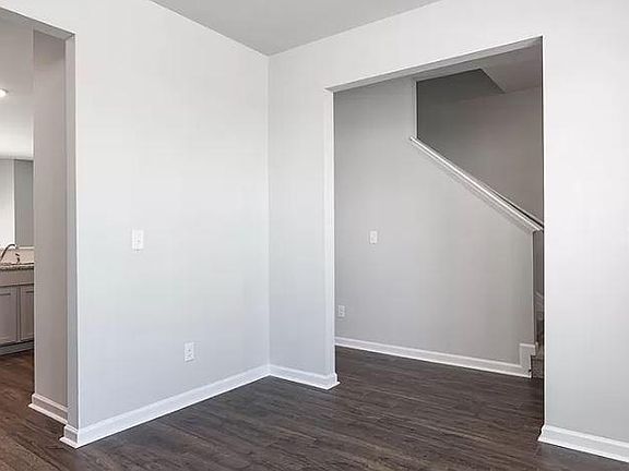 3rd image of 2171 River Park Ct #2171